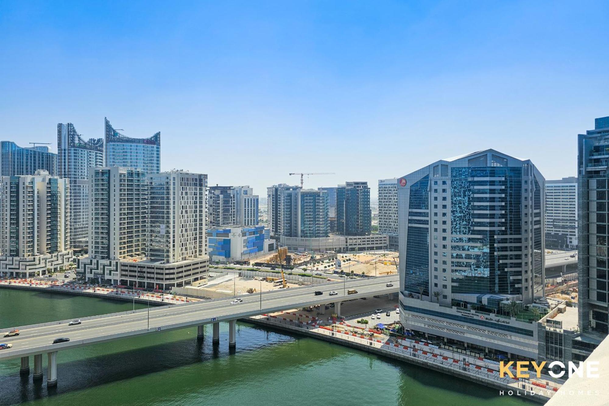 Sleek Studio In Prive With Stunning Canal View 迪拜 外观 照片
